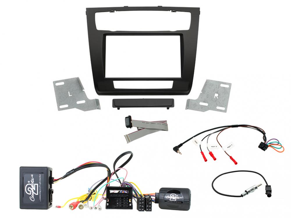 Connects 2 CTKBM26 BMW 1-sarjan (E81/E82/E87/E88) asennussarja 2-DIN soittimelle