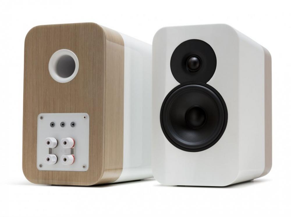 Q Acoustics Concept 300 jalustakaiutin, valkoinen